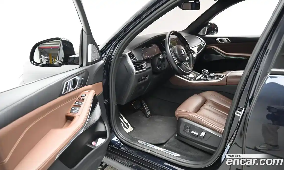 BMW X5 2021 4.4 гидро в Москве № 282303, фото 11