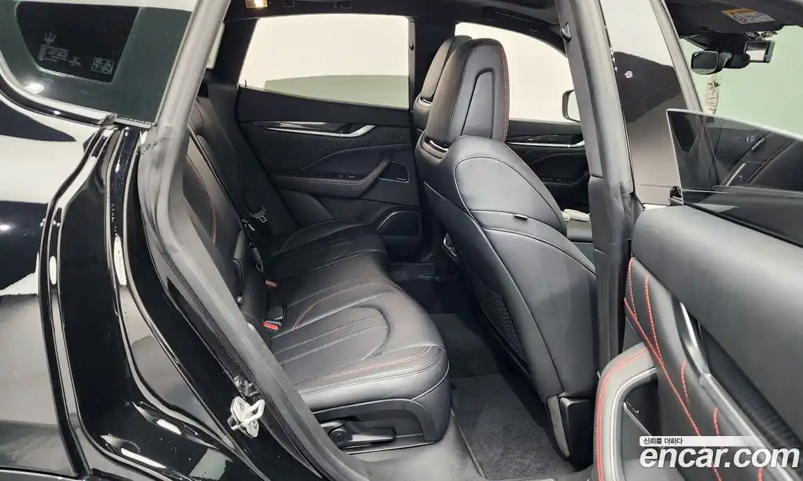 Maserati Levante 2020 3.0 гидро в Москве № 282754, фото 12