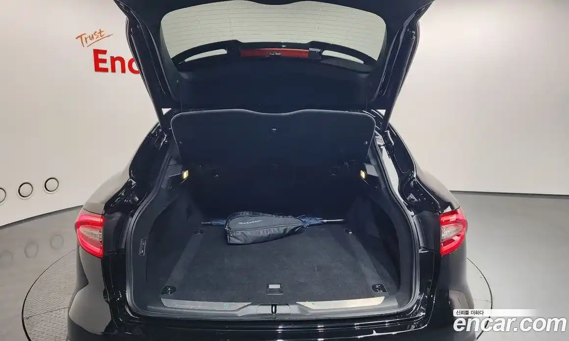 Maserati Levante 2020 3.0 гидро в Москве № 282754, фото 20