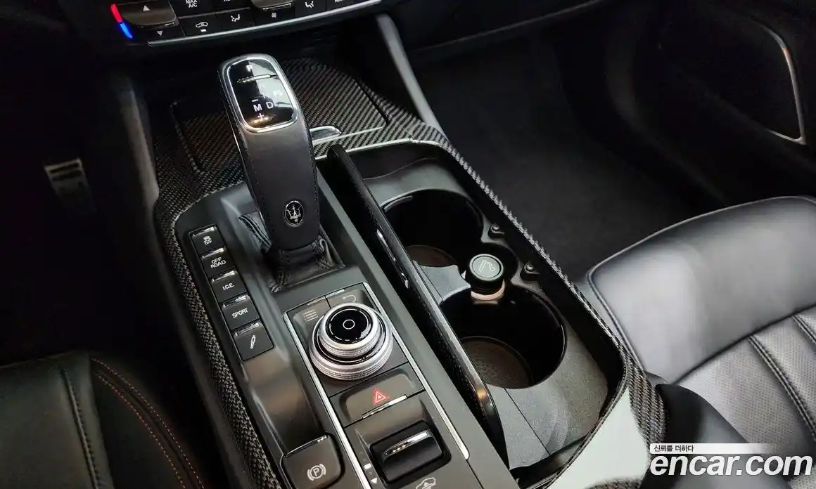 Maserati Levante 2020 3.0 гидро в Москве № 282754, фото 9