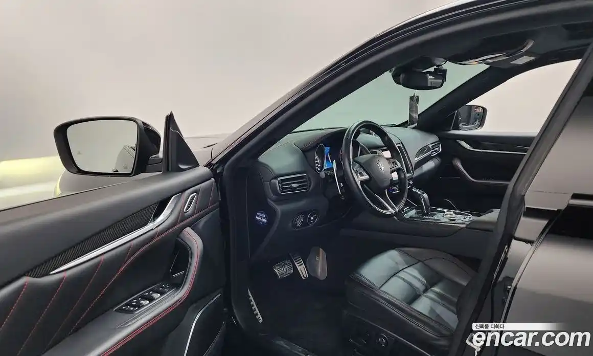 Maserati Levante 2020 3.0 гидро в Москве № 282754, фото 10