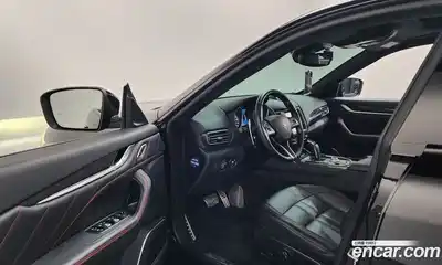 Maserati Levante 2020 3.0 гидро в Москве № 282754, миниатюра 10