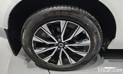 Volvo XC60 2023 2.0 гидро в Москве № 292441, миниатюра 5