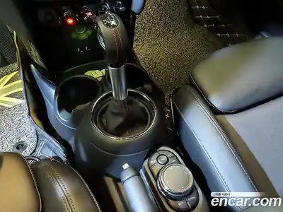 Mini Cooper 2019 2.0 гидро в Москве № 294379, миниатюра 11