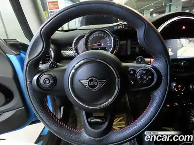 Mini Cooper 2019 2.0 гидро в Москве № 294379, миниатюра 8