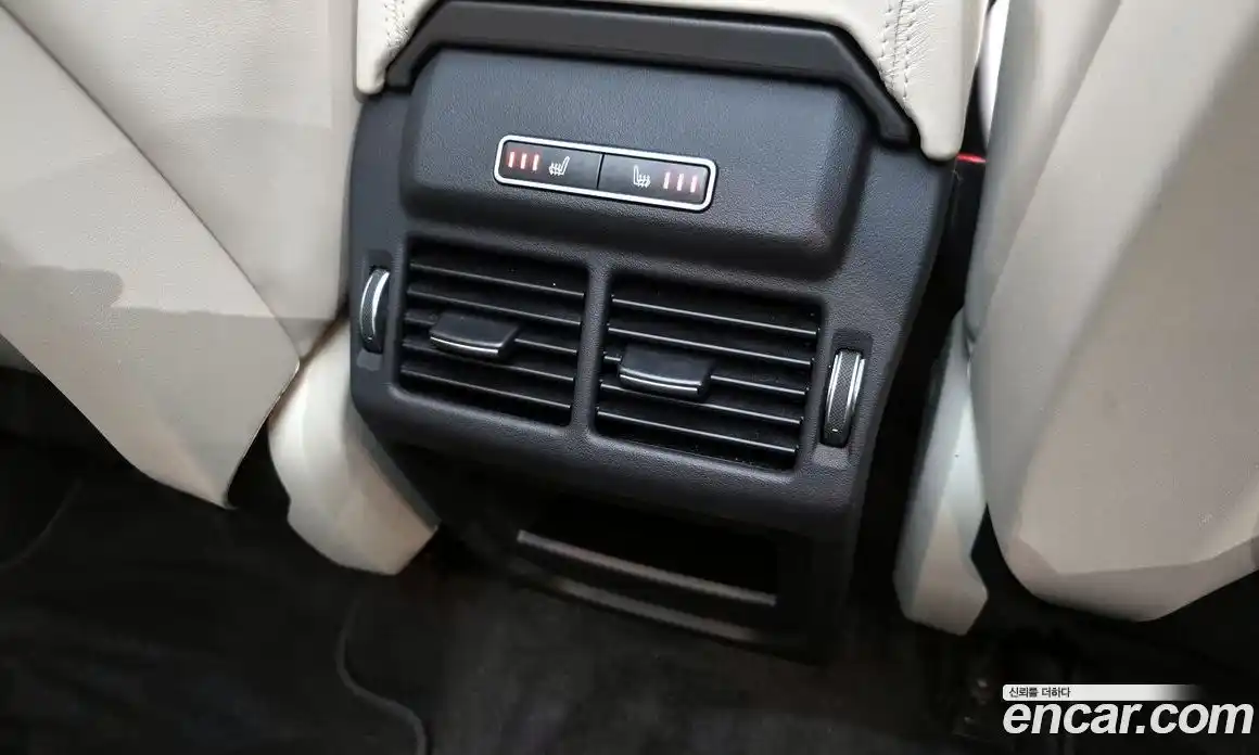 Land Rover Range-Rover Evoque 2017 2.0 гидро в Москве № 298203, фото 19