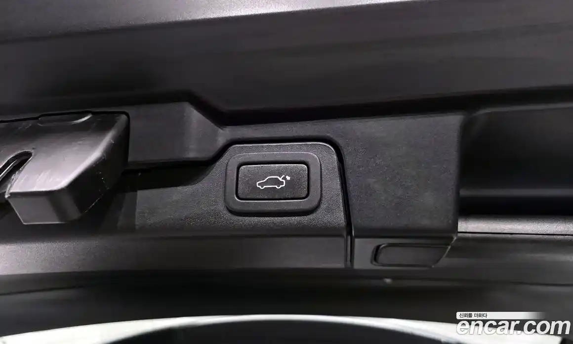 Land Rover Range-Rover Evoque 2017 2.0 гидро в Москве № 298203, фото 20