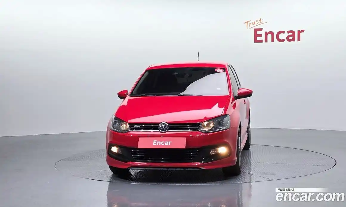 Volkswagen Polo 2016 1.4 гидро в Москве № 301198, фото 3