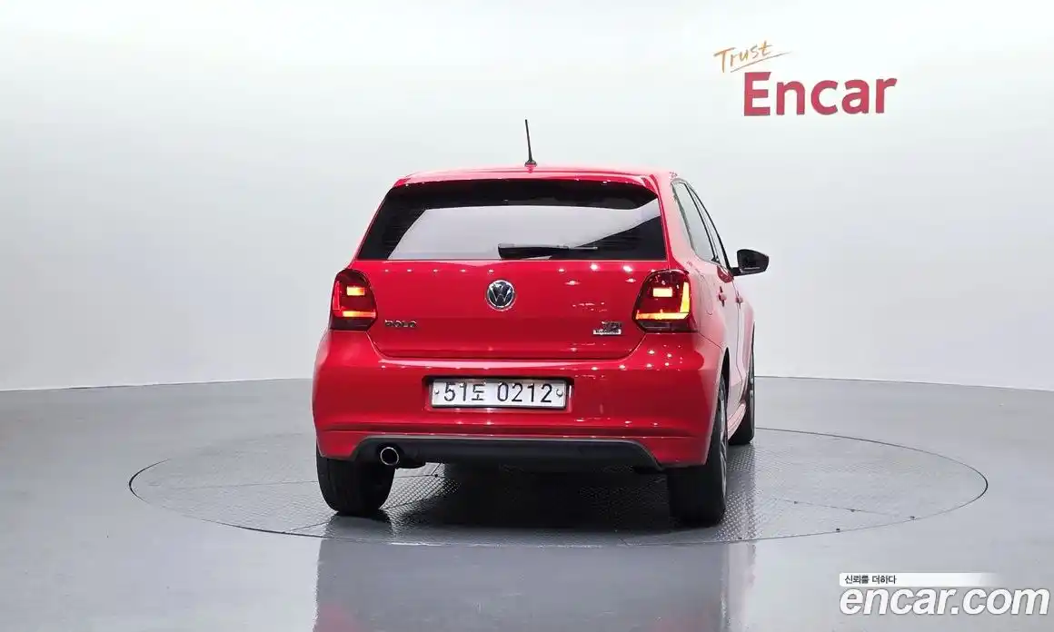Volkswagen Polo 2016 1.4 гидро в Москве № 301198, фото 4