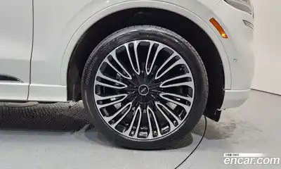 Lincoln Aviator 2023 3.0 гидро в Москве № 304124, миниатюра 5