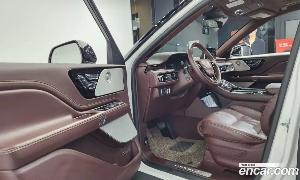 Lincoln Aviator 2023 3.0 гидро в Москве № 304124, фото 10