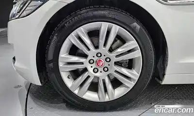 Jaguar XF 2016 2.0 гидро в Москве № 304991, миниатюра 5