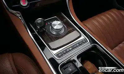Jaguar XF 2016 2.0 гидро в Москве № 304991, миниатюра 9
