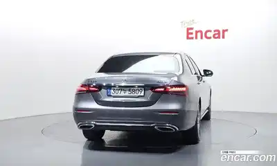 Mercedes-Benz E-Class 2021 2.0 гидро, миниатюра 4