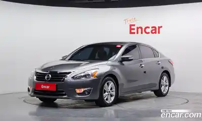 Nissan Altima, 2015