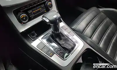 Volkswagen CC 2010 2.0 гидро в Москве № 318036, миниатюра 9