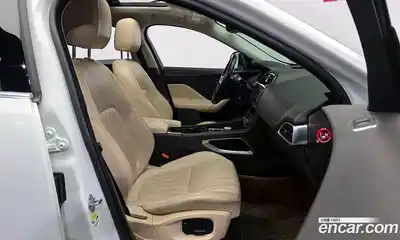 Jaguar F-Pace 2018 2.0 гидро в Москве № 320239, миниатюра 11
