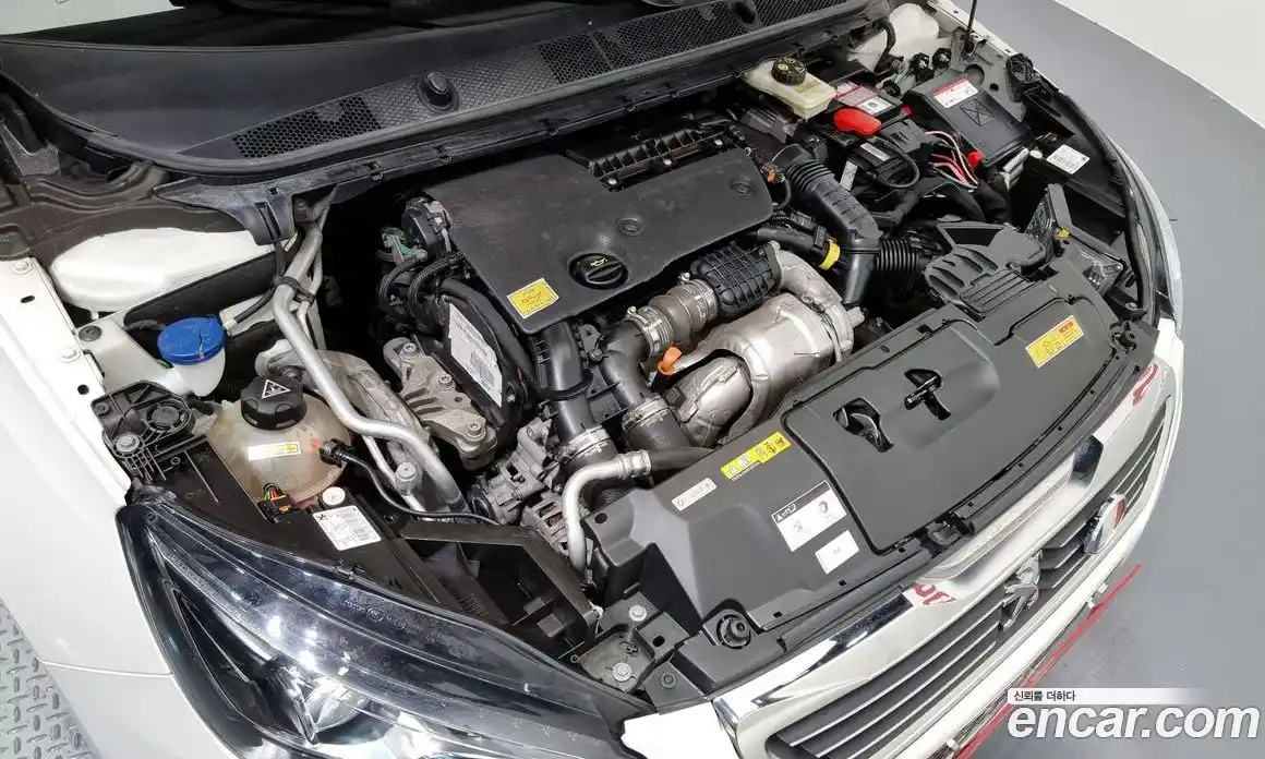 Peugeot 308 2018 1.6 гидро в Москве № 320529, фото 6