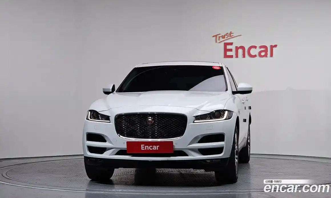 Jaguar F-Pace 2017 2.0 гидро в Москве № 335831, фото 3