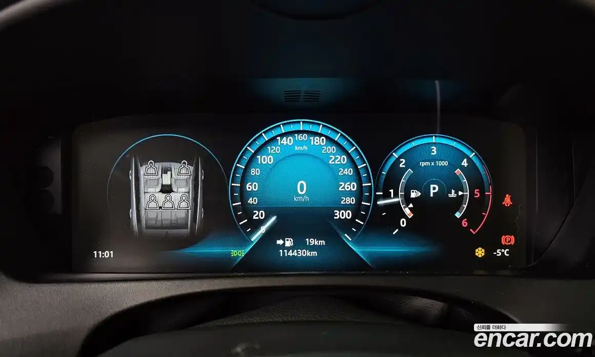 Jaguar F-Pace 2017 2.0 гидро в Москве № 335831, фото 8