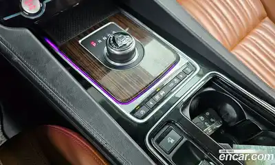 Jaguar F-Pace 2017 2.0 гидро в Москве № 335831, миниатюра 9