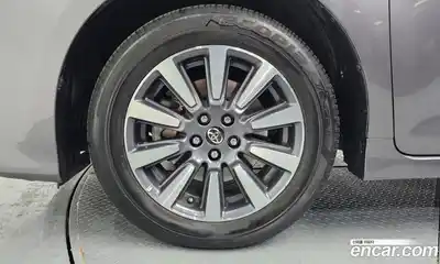 Toyota Sienna 2018 3.5 гидро в Москве № 384044, миниатюра 5