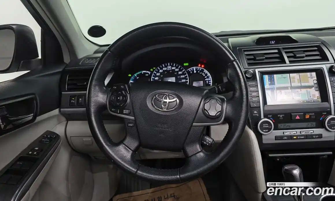 Toyota Camry 2013 2.5 гидро в Москве № 384134, фото 13