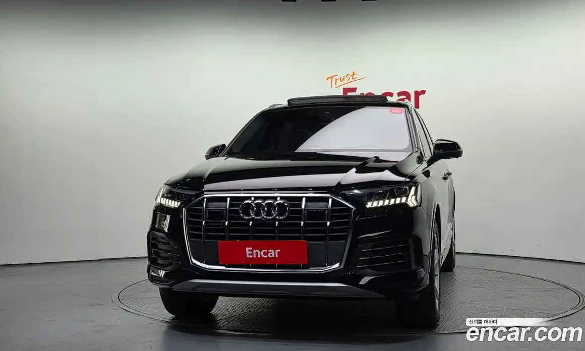 Audi Q7 2022 3.0 гидро в Москве № 428814, фото 3