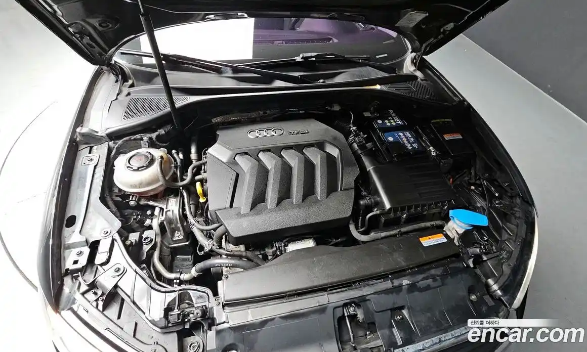 Audi A3 2018 2.0 гидро в Москве № 469424, фото 6