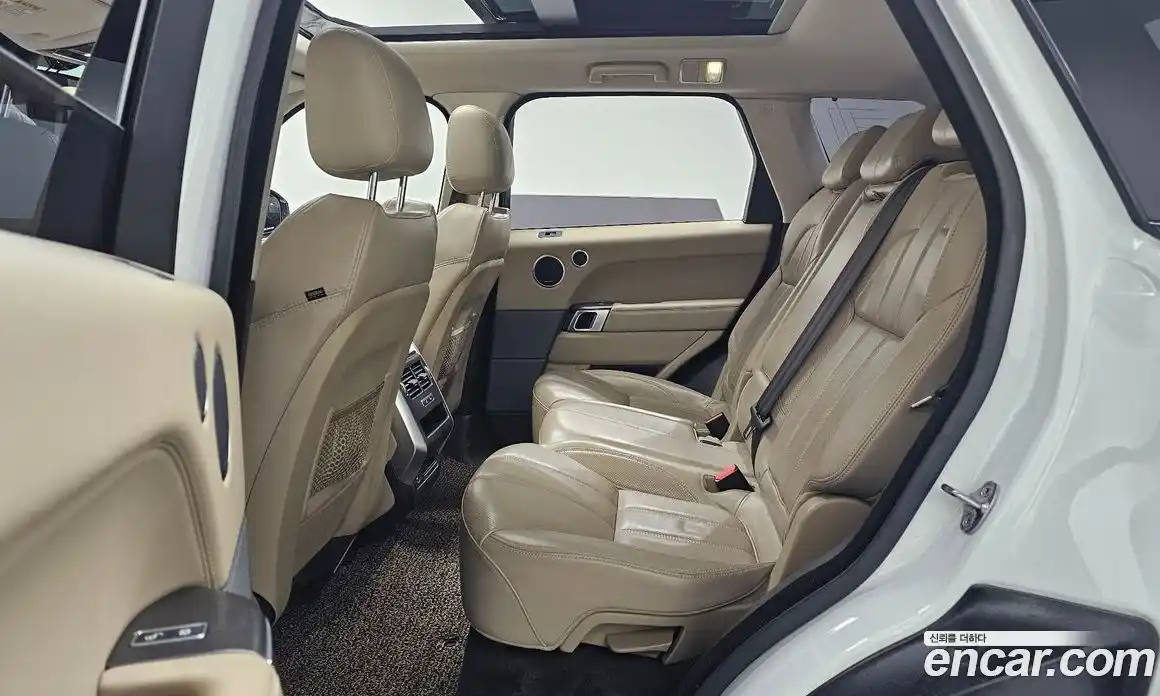 Land Rover Range-Rover Sport 2016 3.0 гидро в Москве № 493156, фото 17