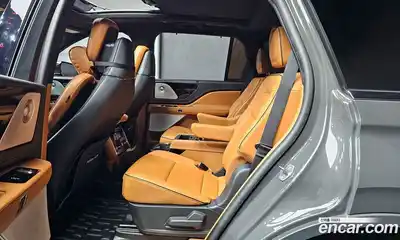 Lincoln Aviator 2023 3.0 гидро в Москве № 499972, миниатюра 12