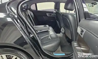 Jaguar XF 2012 2.2 гидро в Москве № 500311, миниатюра 12