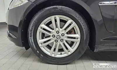 Jaguar XF 2012 2.2 гидро в Москве № 500311, миниатюра 5