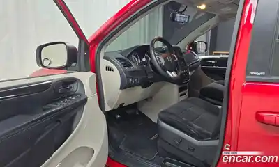 Dodge Grand Caravan 2013 3.3 гидро в Москве № 516160, миниатюра 10