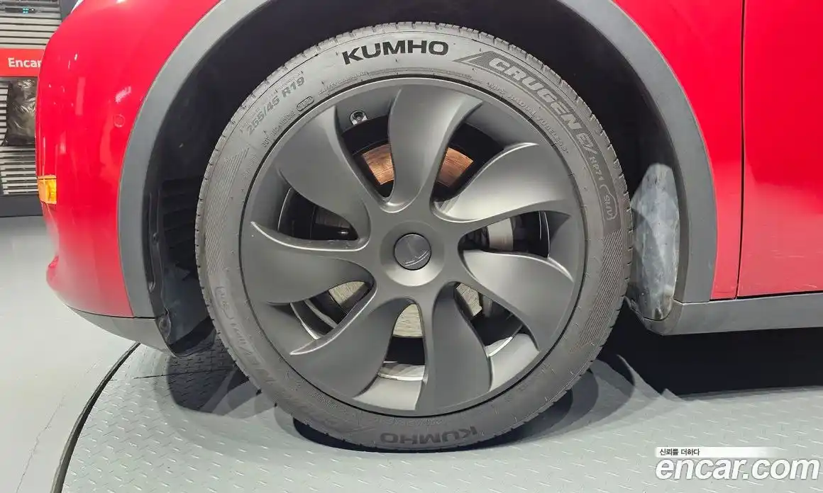 Tesla Model Y 2021 0.2 гидро в Москве № 546848, фото 5