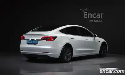 Tesla Model 3 2020 0.1 гидро в Москве № 546888, миниатюра 2