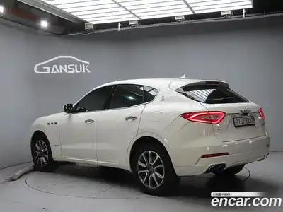 Maserati Levante 2020 3.0 гидро в Москве № 585270, миниатюра 3