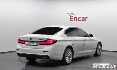 BMW 5-Series, 2020