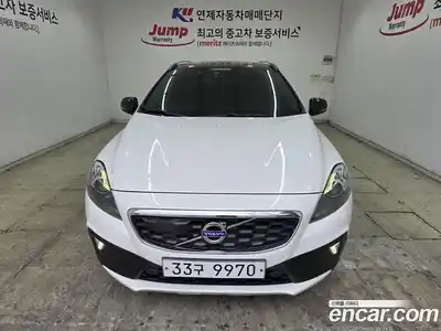 Volvo V40 2015 2.0 гидро в Москве № 593940, миниатюра 3