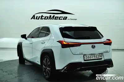 Lexus UX 2021 2.0 гидро в Москве № 595584, миниатюра 3