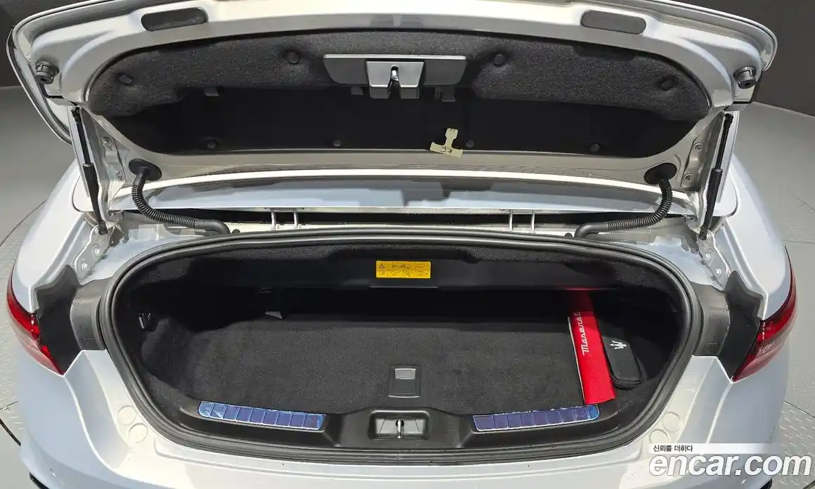 Maserati Gran Cabrio 2024 3.0 гидро в Москве № 610587, фото 20