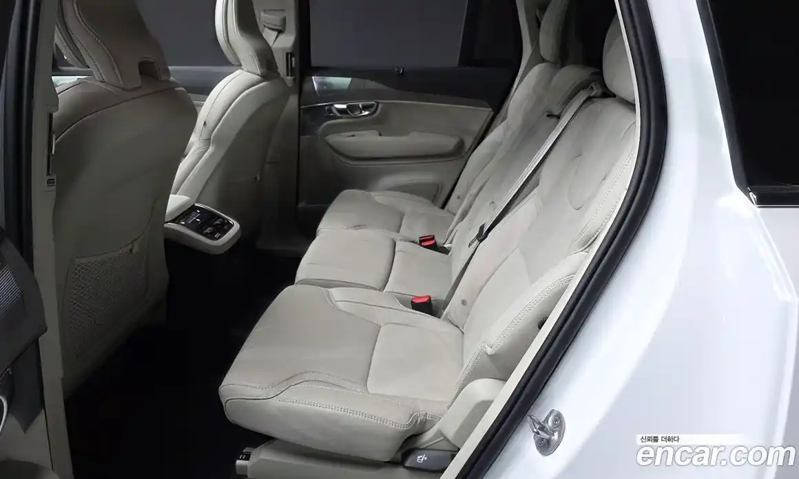 Volvo XC90 2024 2.0 гидро в Москве № 626175, фото 12