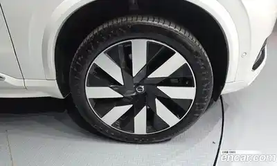 Volvo XC90 2024 2.0 гидро в Москве № 626175, миниатюра 5