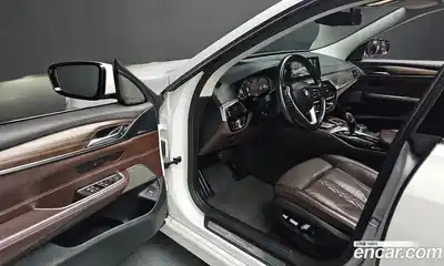 BMW 6-Series 2018 3.0 Автомат в Москве № 721159, миниатюра 11