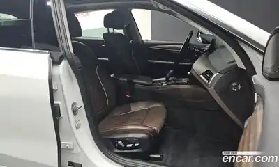 BMW 6-Series 2018 3.0 Автомат в Москве № 721159, миниатюра 10