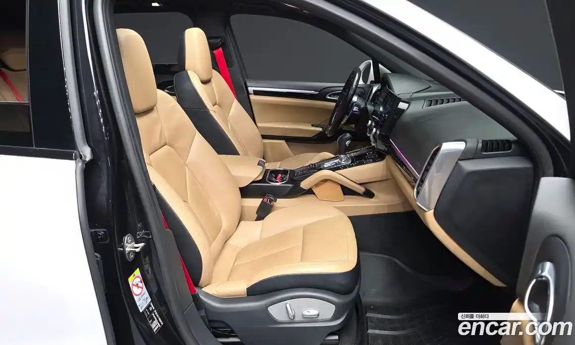 Porsche Cayenne 2016 3.0 гидро в Москве № 724285, фото 11