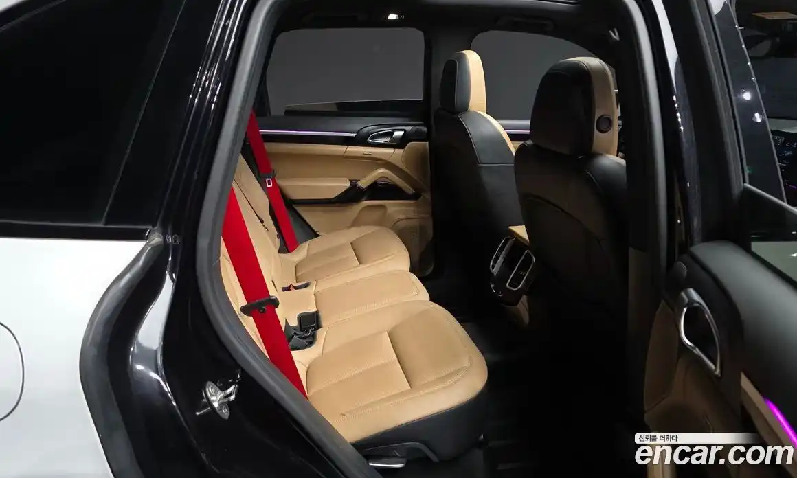 Porsche Cayenne 2016 3.0 гидро в Москве № 724285, фото 12