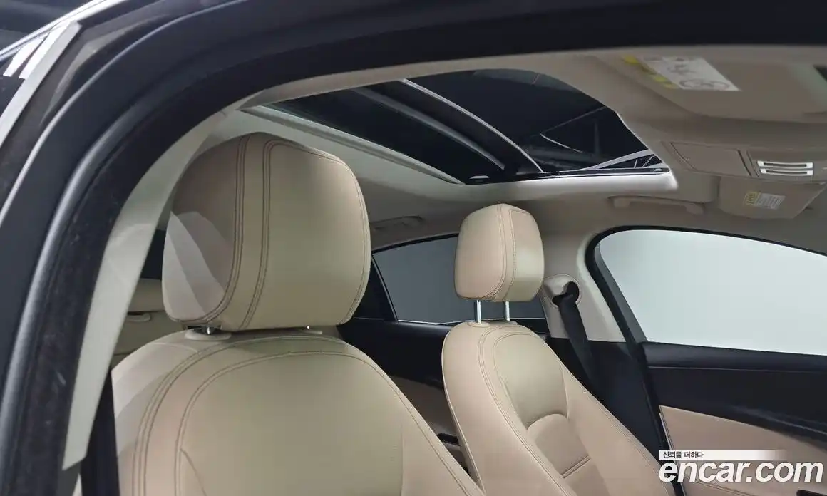 Jaguar XE 2017 2.0 гидро в Москве № 757982, фото 19