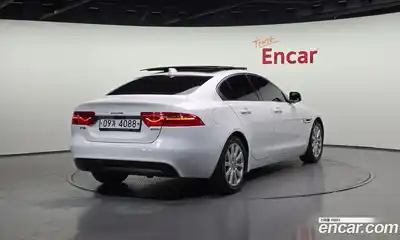 Jaguar XE 2017 2.0 гидро в Москве № 757982, миниатюра 2
