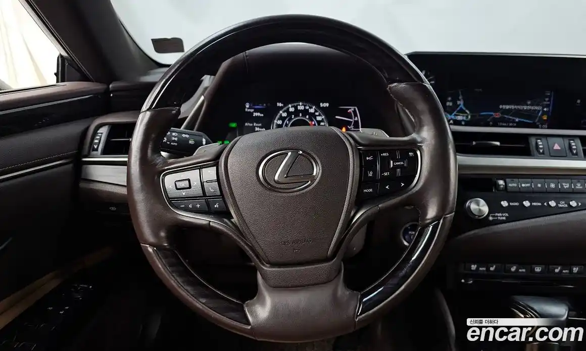 Lexus ES 2021 2.5 гидро в Москве № 766860, фото 12